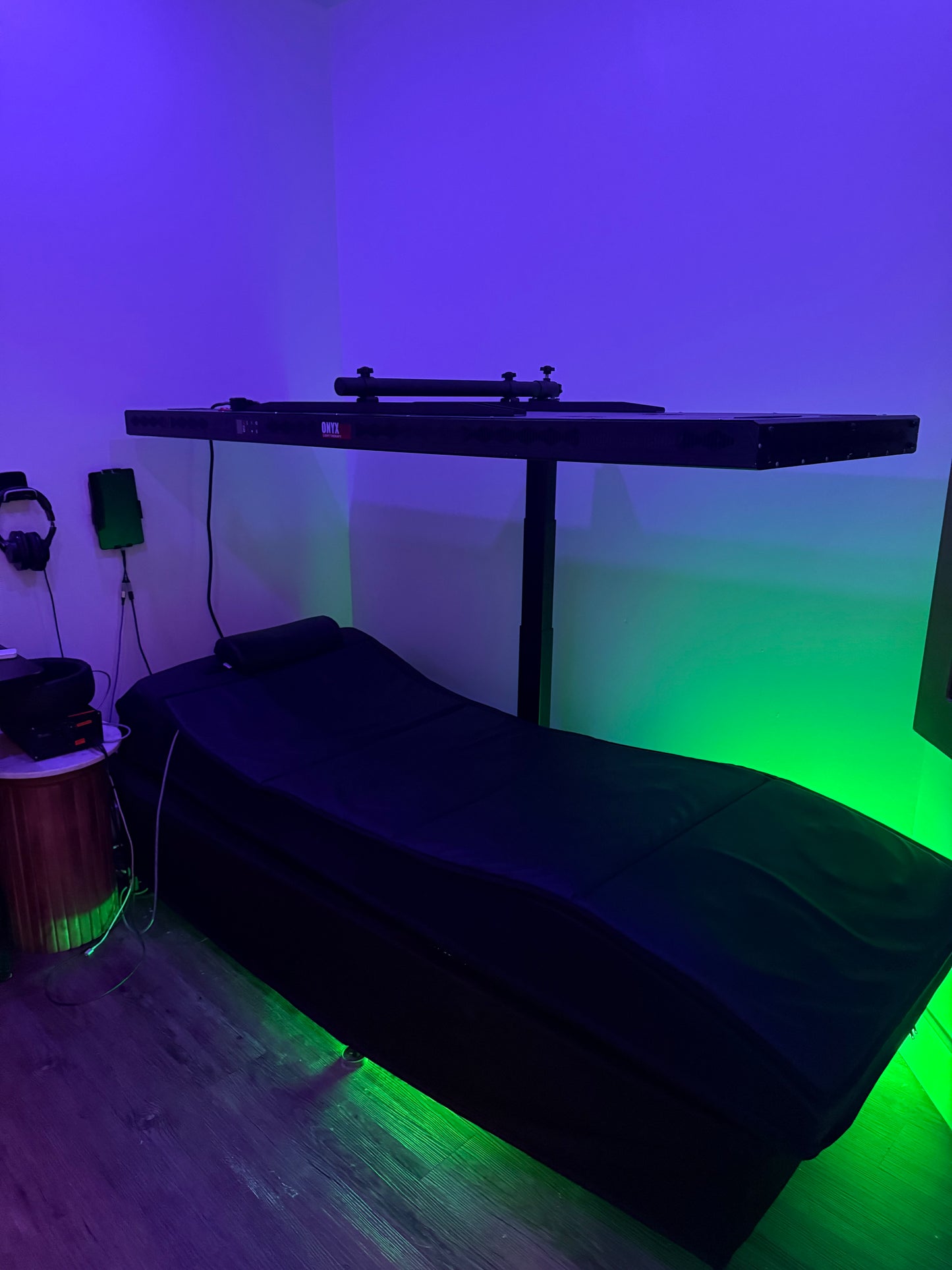 Electronic stand